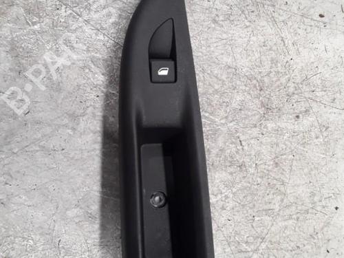 Interrupteur de vitre arrière droite OPEL MOKKA 1.2 (76) | BP30009321I28 