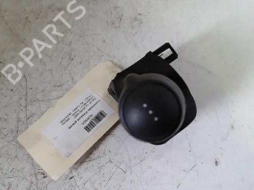 Used Steering column stalk DACIA LOGAN MCV (KS_) 1.5 dCi (KS0W) (86 hp) 30021951