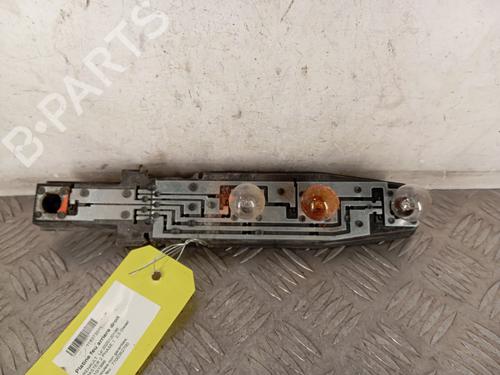 Lampenträger für RENAULT MASTER II Van (FD) 2.5 D (FD0A, FD0E, FD2E, FD3E) (80 hp) 31144261