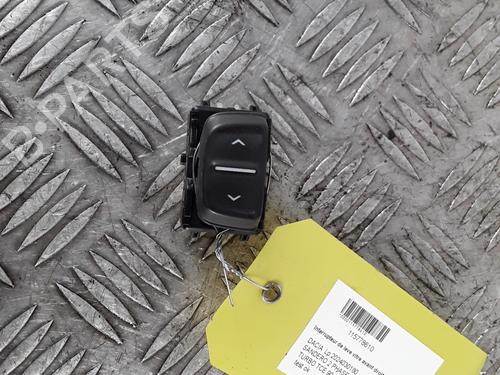 Used Right front window switch DACIA SANDERO II TCe 90 (B8M1, B8MA, B8AC) (90 hp) 30932886