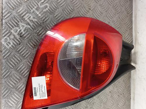 Used Left taillight RENAULT CLIO III (BR0/1, CR0/1) 1.5 dCi (BR17, CR17) (86 hp) 31017354