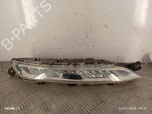 Used Right daytime light Right daytime light 37634209 37634209