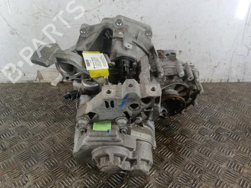 gearbox-vw-scirocco-iii-137-138-2008-2009-2010-2011-2012-2013-2014-2015-2016-2017-2018-36543087 main image