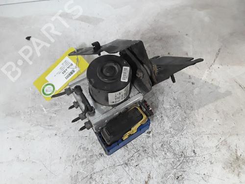 Used ABS pump ABS pump RENAULT TWINGO II (CN0_) 1.5 dCi (CN0E) (64 hp) 30015533 30015533