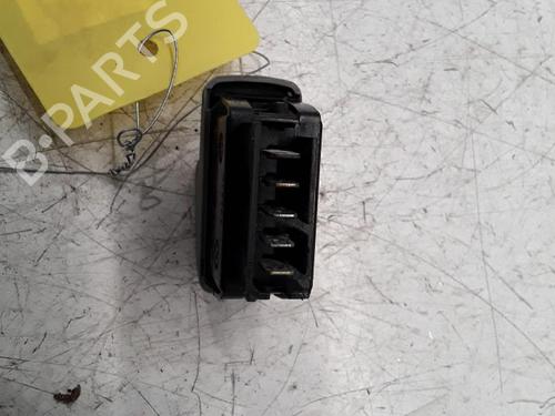 Pulsantiera anteriore sinistra RENAULT TWINGO I (C06_) 1.2 (C066, C068) | BP30026938I27 