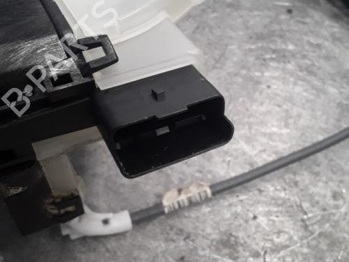 Front left lock PEUGEOT 3008 II SUV (MC_, MR_, MJ_, M4_) Hybrid4 (M45GBU) | BP30008865C98 