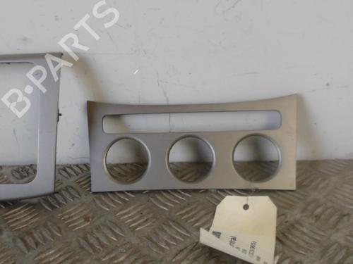 Middle console VW PASSAT B6 Variant (3C5) 2.0 TDI 16V | BP30016960I22