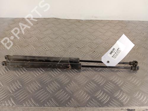 Used Tailgate lift support Tailgate lift support RENAULT CLIO IV (BH_) 0.9 TCe 90 (BHNF, BHMA, BHMH, BHJK, BHJR) (90 hp) 30008043 30008043