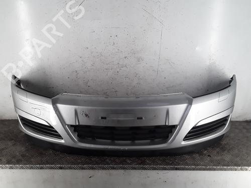 Used Front bumper OPEL ASTRA H (A04) 1.4 (L48) (90 hp) 31017305