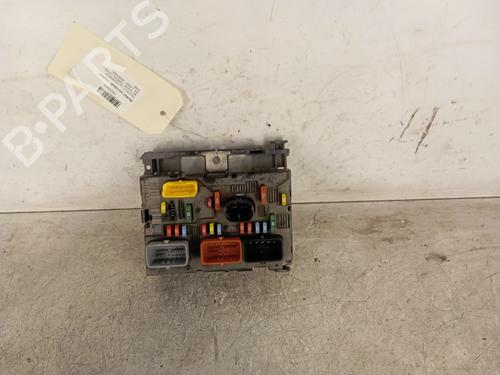 Used Fuse box PEUGEOT 307 Break (3E) 1.6 HDi 110 (109 hp) 30010512