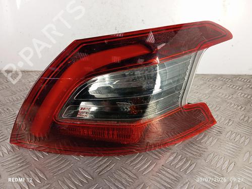 Used Right taillight Right taillight 37992848 37992848