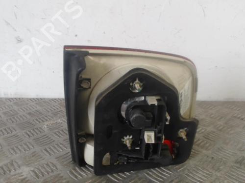 Højre baklys, luke VW TOUAREG (7LA, 7L6, 7L7) 2.5 R5 TDI (174 hp) 30022507