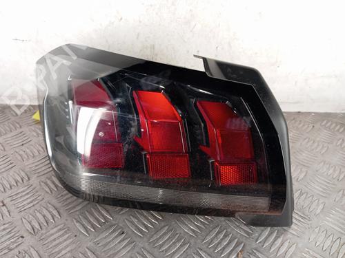 Farolim esquerdo PEUGEOT 208 II (UB_, UP_, UW_, UJ_) 1.2 PureTech 75 (75 hp) 31376763