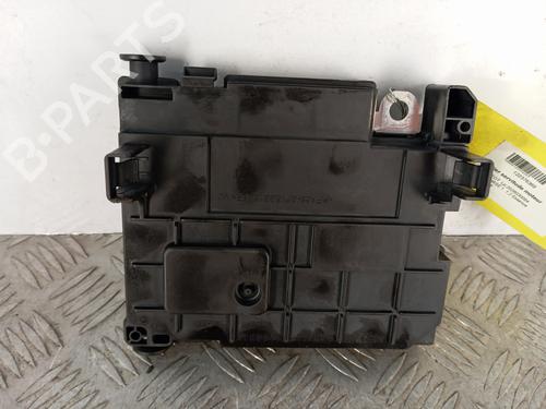Used Fuse box Fuse box PEUGEOT 308 II (LB_, LP_, LW_, LH_, L3_) 1.2 THP 130 (131 hp) 33692717 33692717