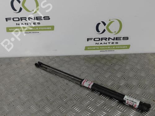 Used Tailgate lift support VOLVO V40 Estate (645) 1.9 DI (115 hp) 30027766