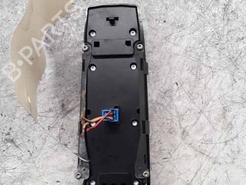 Left front window switch MERCEDES-BENZ A-CLASS (W176) A 180 (176.042) | BP30019102I27 