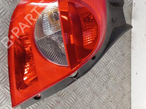 left-taillight-renault-clio-iii-br01-cr01-2005-2006-2007-2008-2009-2010-2011-2012-2013-2014-36496807 main image