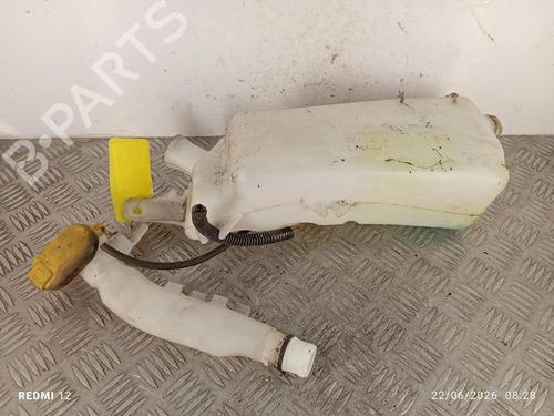 windscreen-washer-tank-renault-clio-iii-br01-cr01-2005-2006-2007-2008-2009-2010-2011-2012-2013-2014-36790498 main image