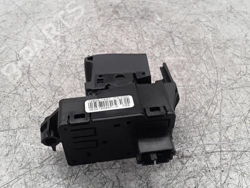 Used Switch Switch RENAULT SCÉNIC III (JZ0/1_) 1.5 dCi (110 hp) 30015414 30015414
