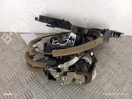 front-left-lock-nissan-juke-f15-2010-2011-2012-2013-2014-2015-2016-2017-2018-2019-36371492 main image