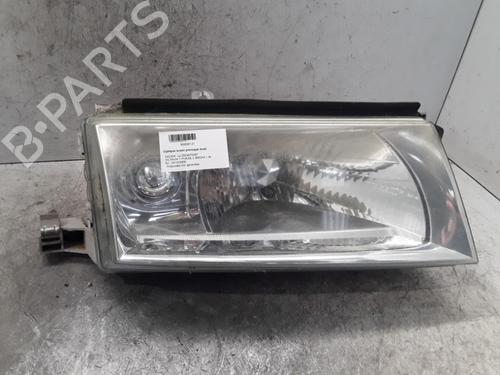 Lyskaster høyre SKODA OCTAVIA I Combi (1U5) 1.6 (102 hp) 30013073