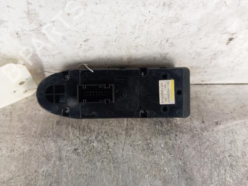 Used Left front window switch Left front window switch BMW X5 (E70) xDrive 30 d (235 hp) 30025418 30025418
