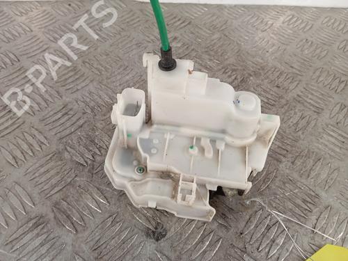 Høyre foran lås ALFA ROMEO 159 (939_) 1.9 JTDM 16V (939AXC1B, 939AXC12) (150 hp) 32296917