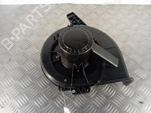 Used Heater blower motor AUDI A1 (8X1, 8XK) 1.6 TDI (105 hp) 30007763