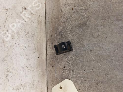 Used Right front window switch BMW X5 (E70) xDrive 30 d (235 hp) 30025419