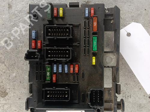 Used Fuse box PEUGEOT 206 CC (2D) 1.6 HDi 110 (109 hp) 30017033