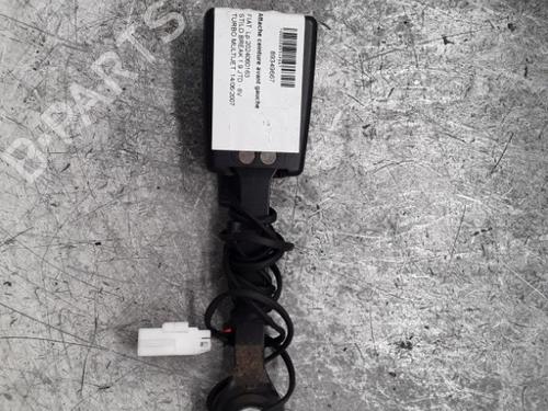 Sikkerhedssele-spænde FIAT STILO Multi Wagon (192_) 1.9 D Multijet (120 hp) 30024233