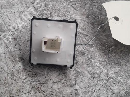 Left front window switch CITROËN C4 CACTUS 1.2 THP 110 | BP30024777I27 