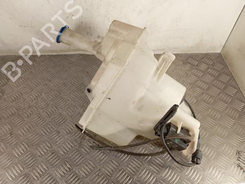 Used Windscreen washer tank HYUNDAI i30 Estate (GD) 1.6 CRDi (110 hp) 31182593