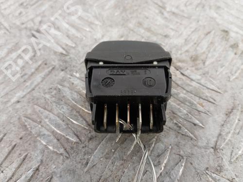 Used Left front window switch Left front window switch CITROËN XSARA PICASSO (N68) 2.0 HDi (90 hp) 33692811 33692811