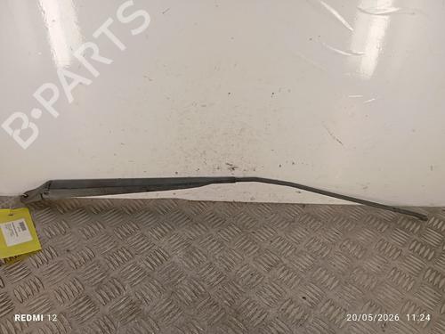front-windshield-wiper-arm-renault-clio-iii-br01-cr01-2005-2006-2007-2008-2009-2010-2011-2012-2013-2014-35918618 main image