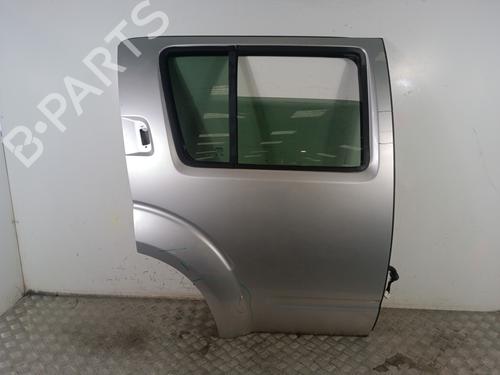 Used Right rear door NISSAN PATHFINDER III (R51) 2.5 dCi 4WD (174 hp) 30012841