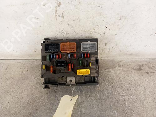 Used Fuse box PEUGEOT 307 Break (3E) 1.6 HDi 110 (109 hp) 30020099