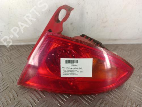 Used Right taillight SEAT LEON (1P1) 1.6 TDI (105 hp) 30751274