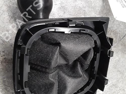 Used Shift knob Shift knob VW GOLF VI (5K1) 1.6 TDI (105 hp) 30008722 30008722