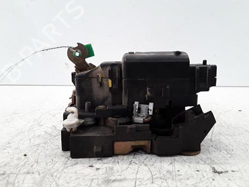 Used Front right lock Front right lock 30021696 30021696