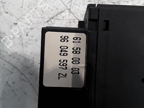 Steering column stalk PEUGEOT 206 Hatchback (2A/C) 1.4 i | BP30016173I23