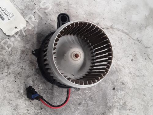 Used Heater blower motor Heater blower motor RENAULT ZOE (BFM_) ZOE (92 hp) 30010827 30010827