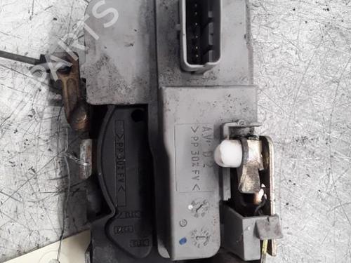 Used Front right lock PEUGEOT 306 Hatchback (7A, 7C, N3, N5) 2.0 HDI 90 (90 hp) 30024548