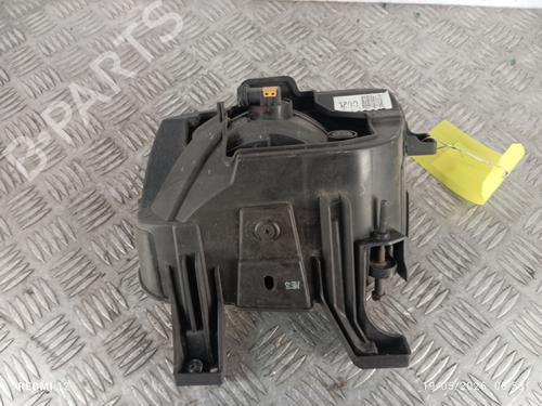left-front-fog-light-kia-carens-iv-2013-35918804 main image