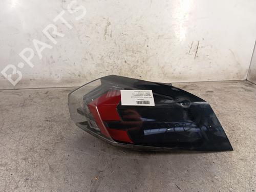 Højre baklys, luke PEUGEOT 2008 II (UD_, US_, UY_, UJ_, UR_, UC_) 1.2 PureTech 130 (USHNS, URHNS) (130 hp) 30010052
