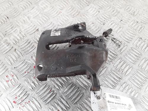 Used Right front brake caliper PEUGEOT 207 (WA_, WC_) 1.4 HDi (68 hp) 30863947