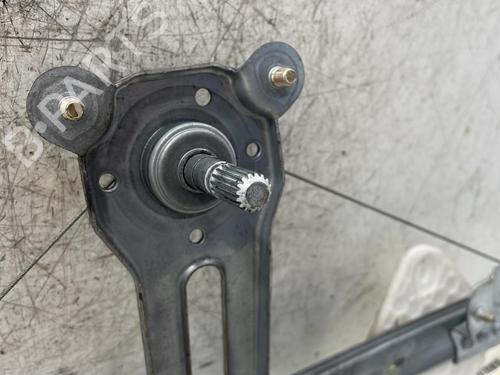 Rudehejsemekanisme Højre bagtil DACIA LOGAN (LS_) 1.4 (LS0A, LS0C, LS0E, LS0G) (75 hp) 30021075