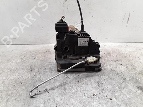 Serrure avant droite OPEL MERIVA B MPV (S10) 1.3 CDTI (75) (95 hp) 30010731