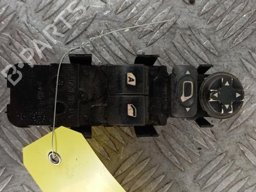 Used Left front window switch Left front window switch PEUGEOT 207 (WA_, WC_) 1.6 HDi (90 hp) 32087435 32087435
