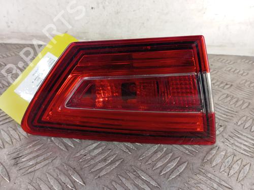 Feu de coffre gauche RENAULT CLIO IV (BH_) 0.9 TCe 75 (BHNP) (76 hp) 32093861